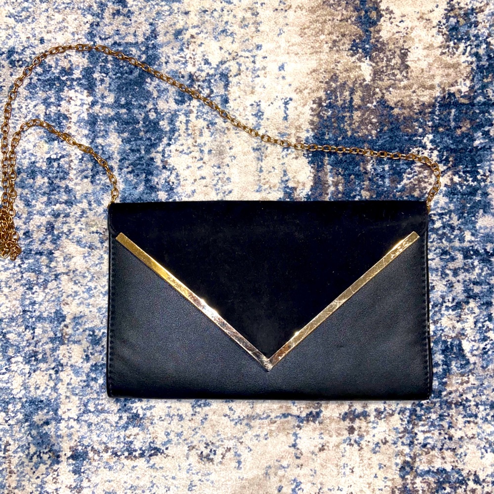 Black purse